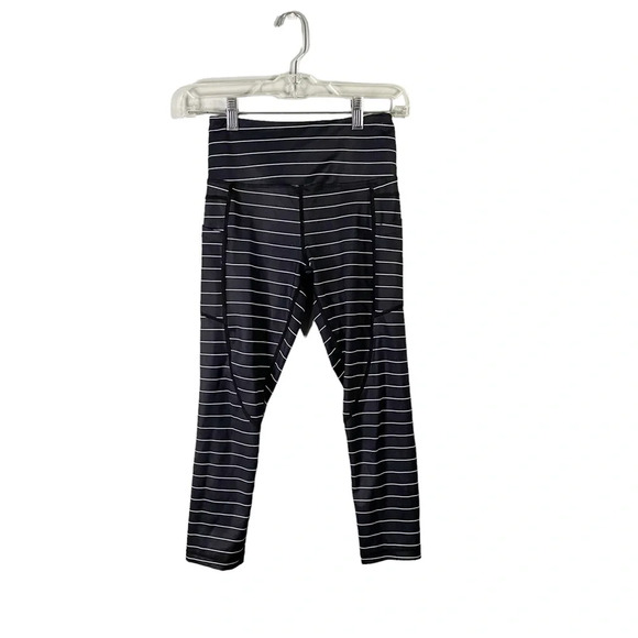 ZYIA Pants - Zyia Active Striped Crop Athletic Athleisure Loungewear Leggings w/ Pockets 2